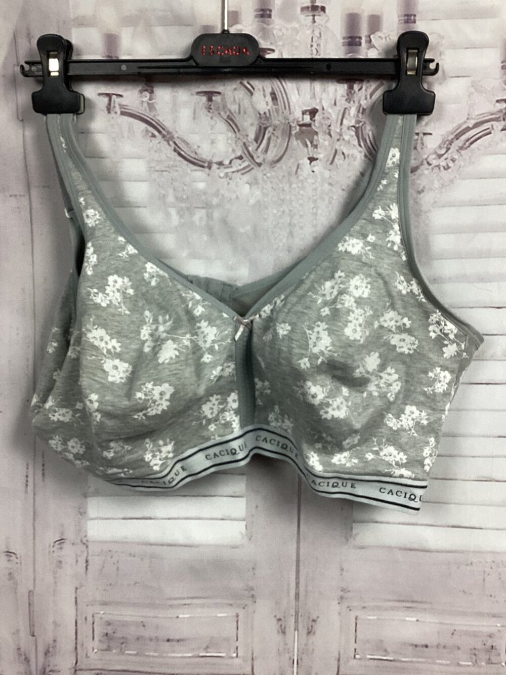 Cacique Bra Gray w/ White Flowers Floral No Wire 44DDD